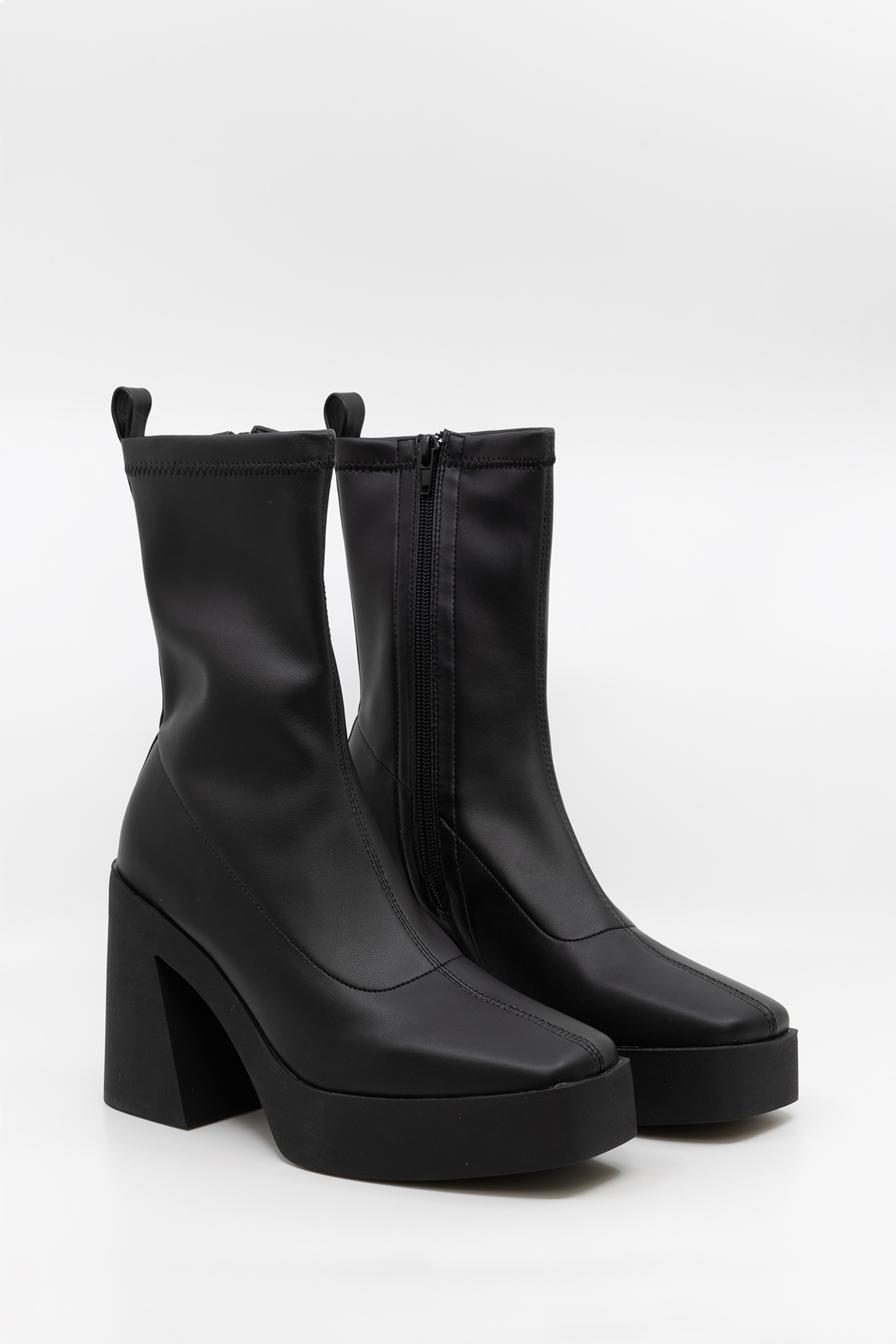 BOTINS COMPENSADOS EXÉ