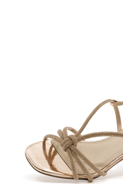 SANDLIAS SALTO MDIO CARMEN-300